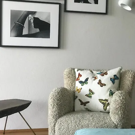 Holiday home Seeturm Mit Eigenem Steg Direkt Am Worthersee Sekirn
