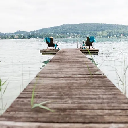 Seeturm Mit Eigenem Steg Direkt Am Worthersee Tatil Evi *