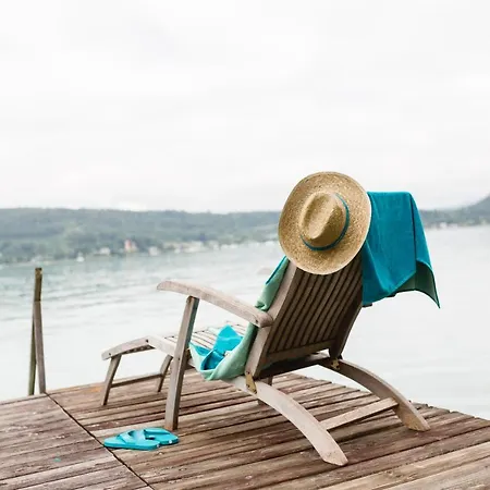 Tatil Evi Seeturm Mit Eigenem Steg Direkt Am Worthersee *